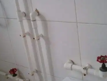 容城水管维修多少钱